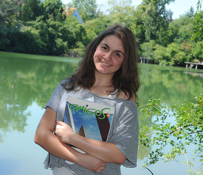 girl-book_650_650px