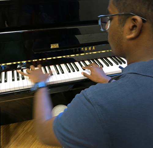 piano-guy-500-482px